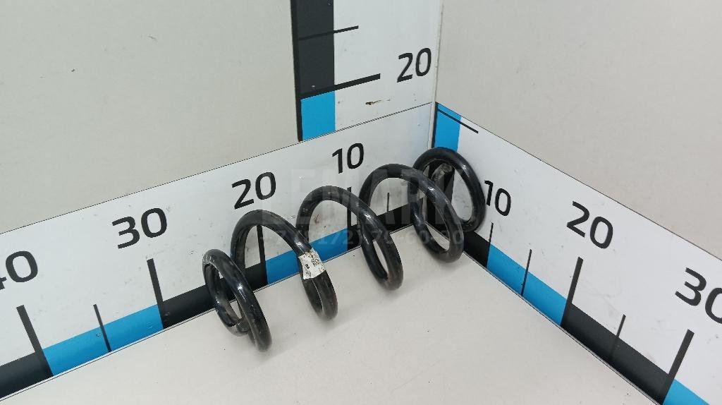 Пружина задняя