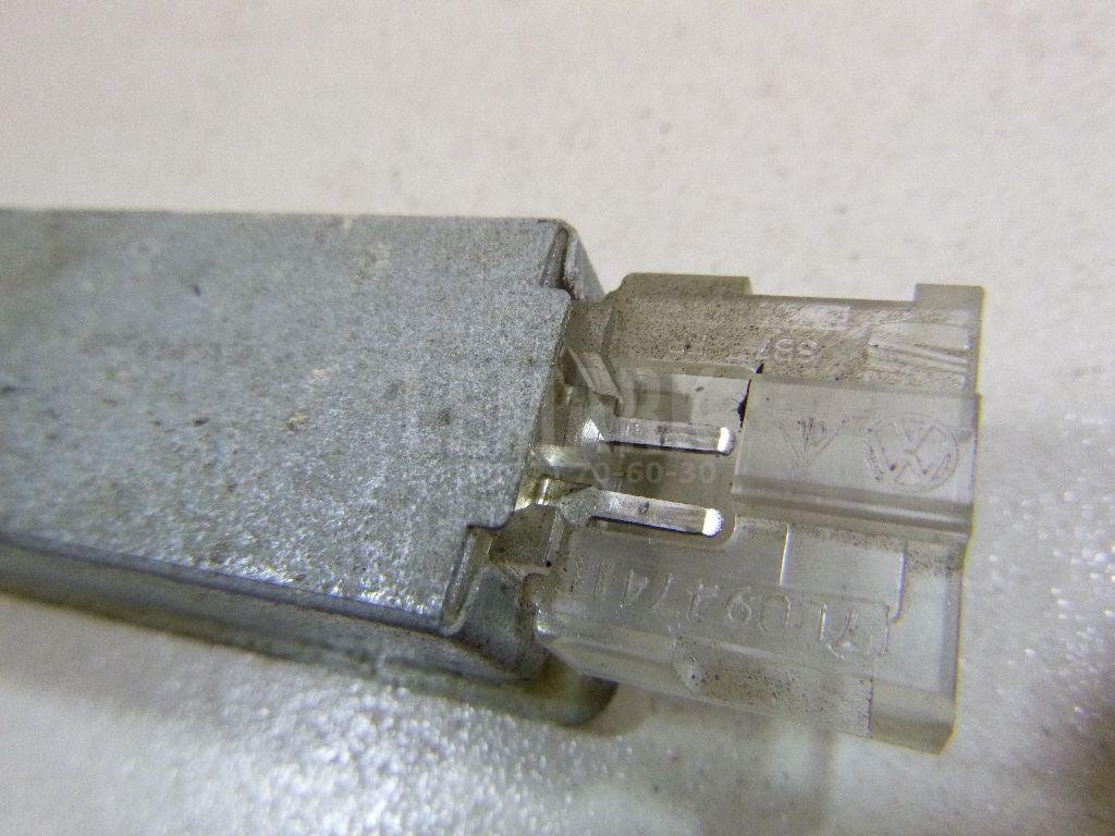 Плафон салонный