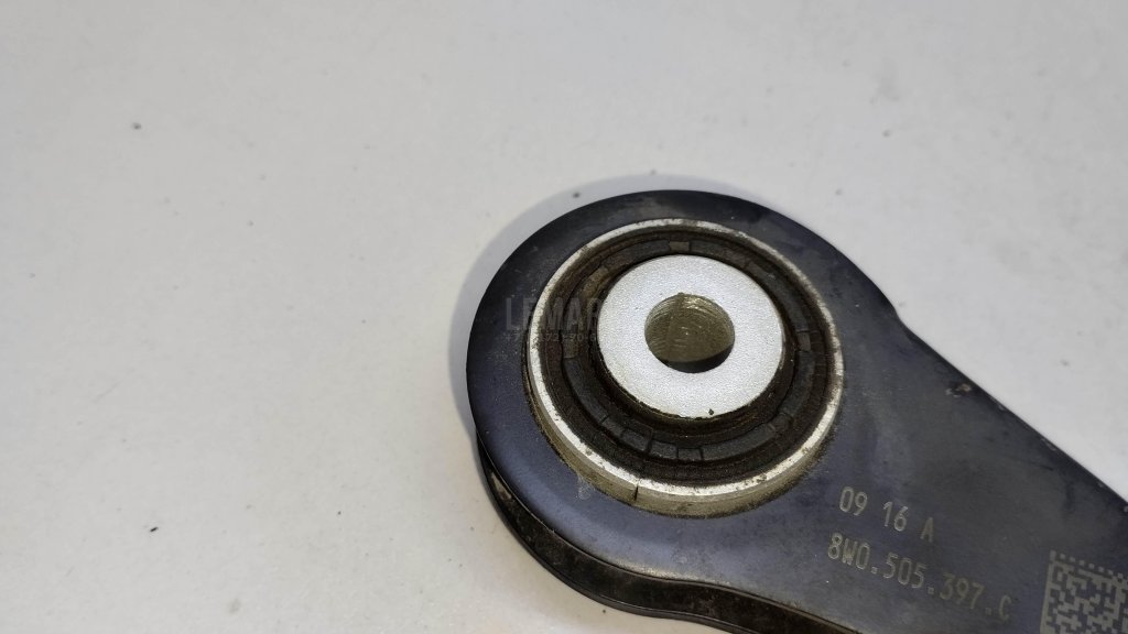 Рычаг задний верхний левый