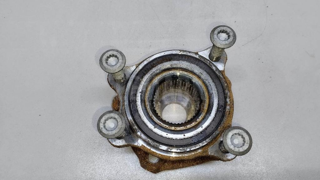 Ступица передняя/задняя