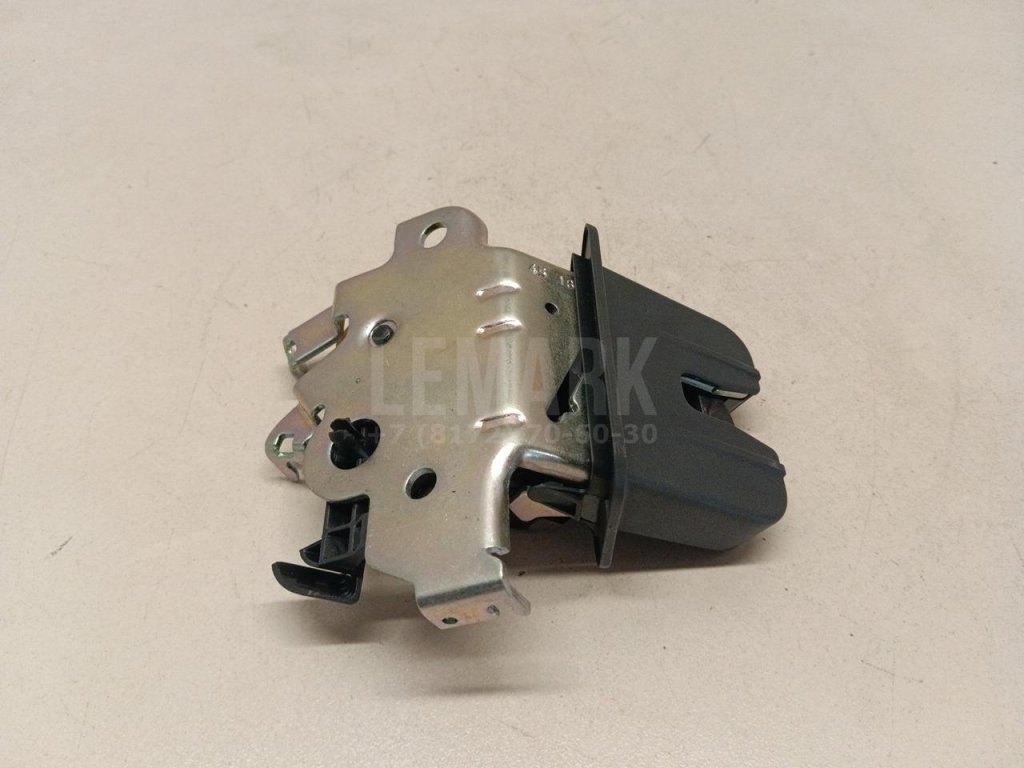 Замок багажника