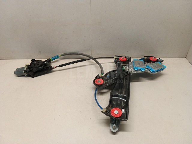 Стеклоподъемник электр. задний правый