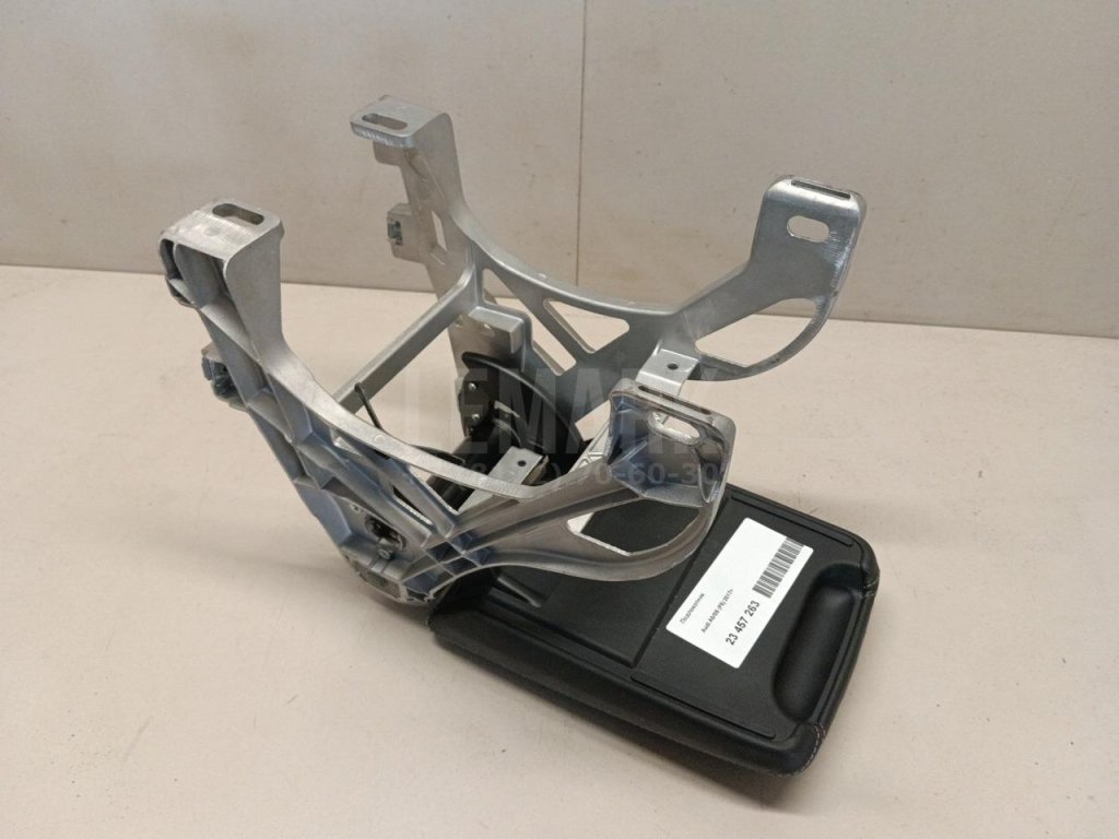 Подлокотник для  Audi A3 [8PA] Sportback 2004-2013