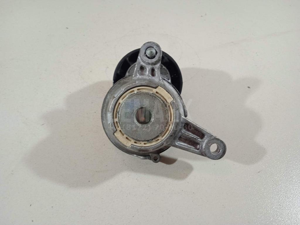 Ролик-натяжитель ручейкового ремня