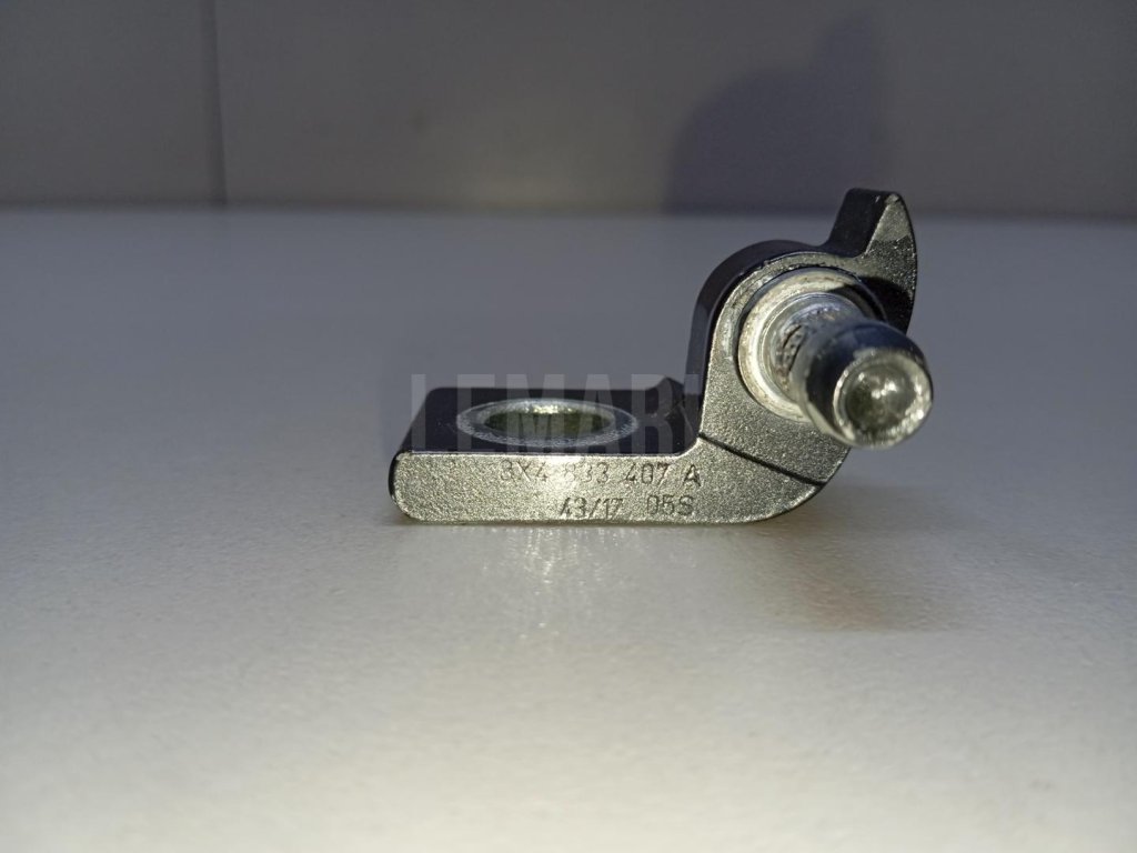 Петля двери для  Audi A3 [8PA] Sportback 2004-2013