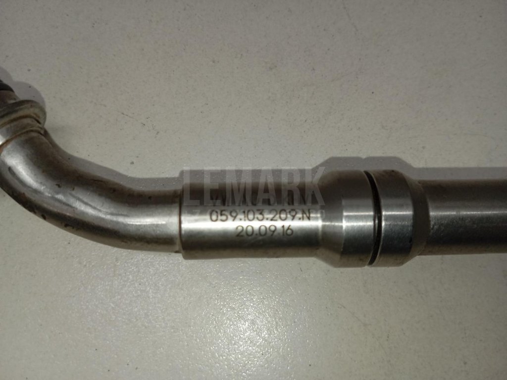 Трубка вентиляционная для  Audi A4 [B8] Allroad 2009-2015