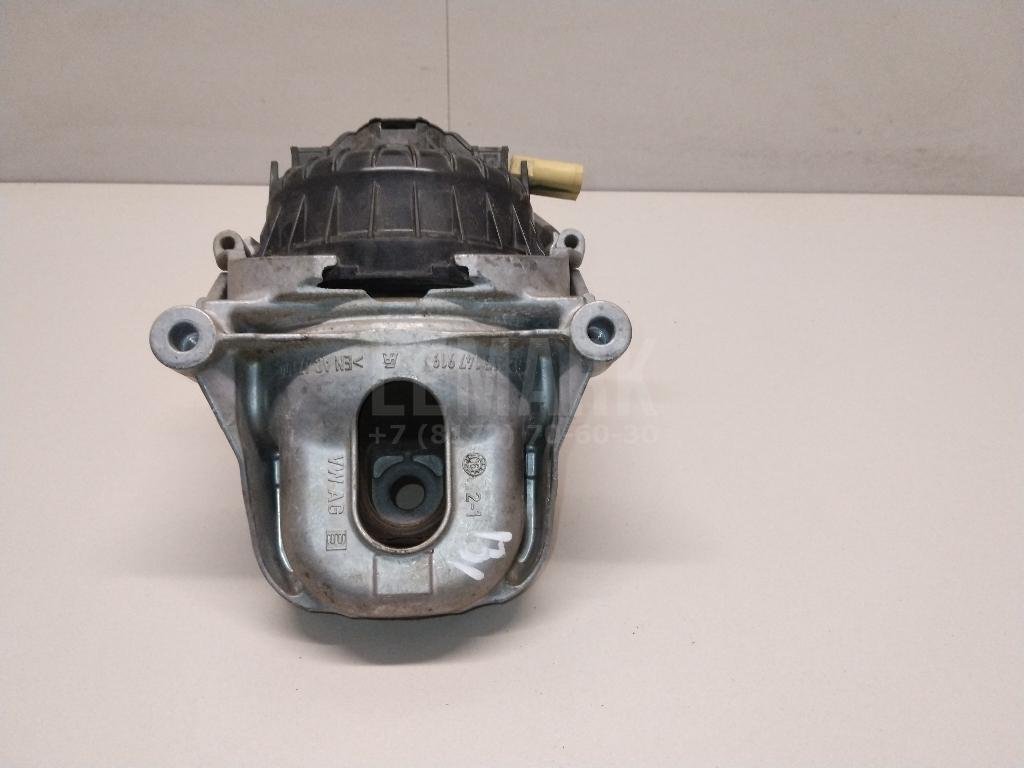 Опора двигателя левая для  Audi A4 [B7] 2005-2007