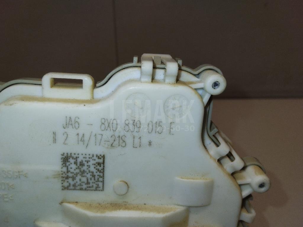 Замок двери задней левой