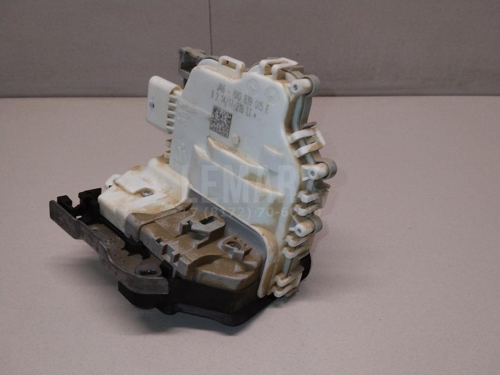 Замок двери задней левой