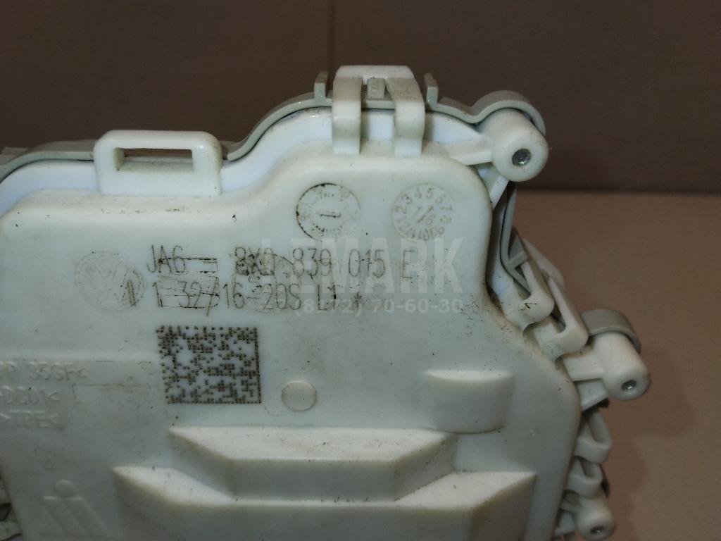 Замок двери задней левой