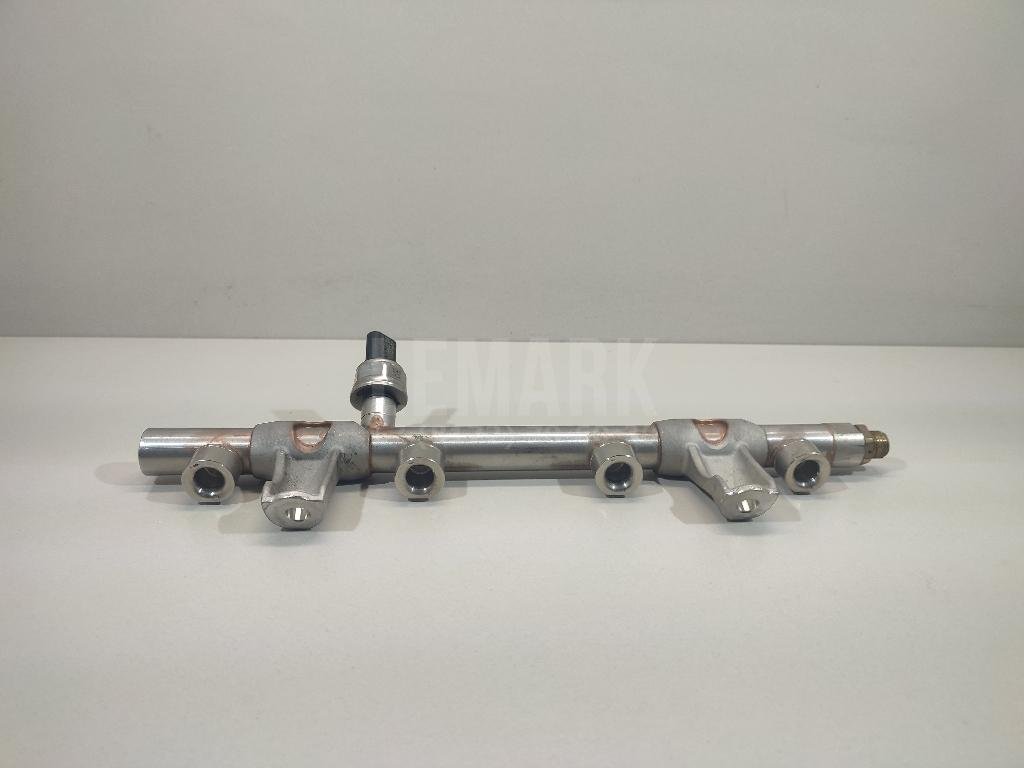 Рейка топливная (рампа)