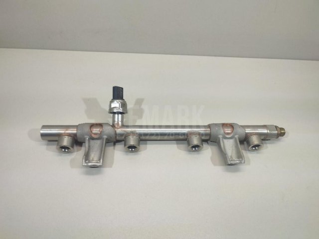 Рейка топливная (рампа)