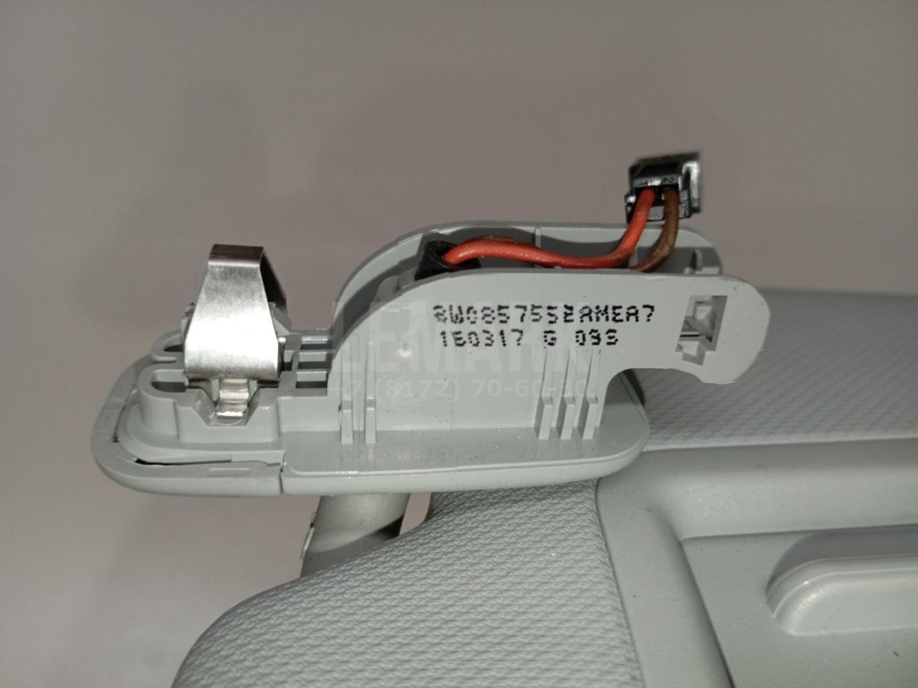 Козырек солнцезащитный (внутри)