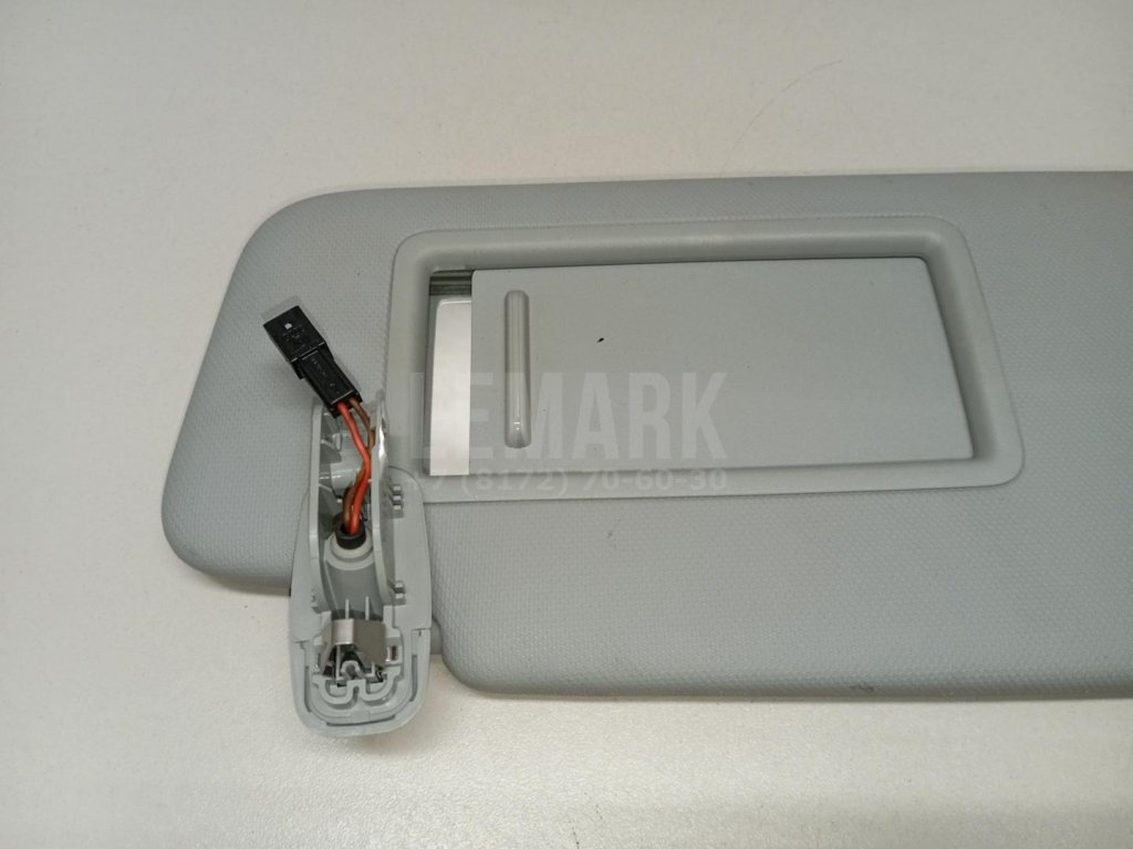 Козырек солнцезащитный (внутри)