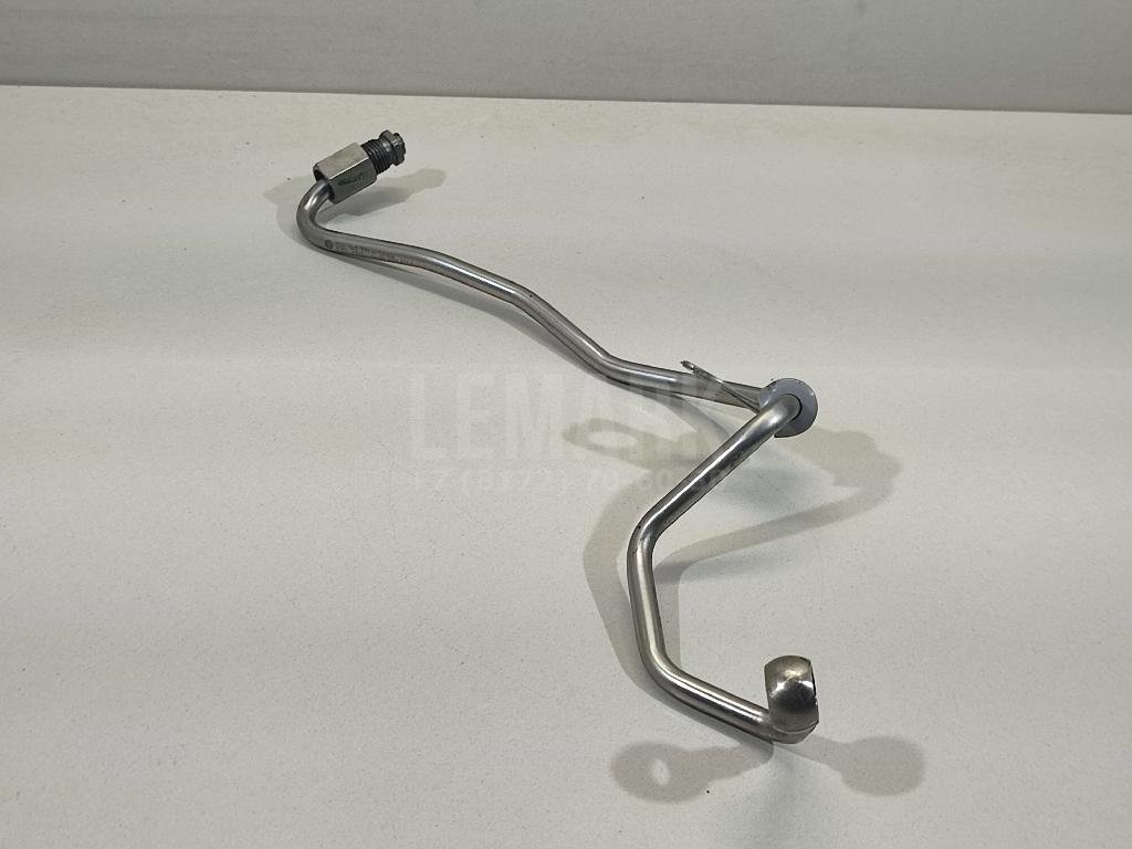 Трубка турбокомпрессора (турбины)