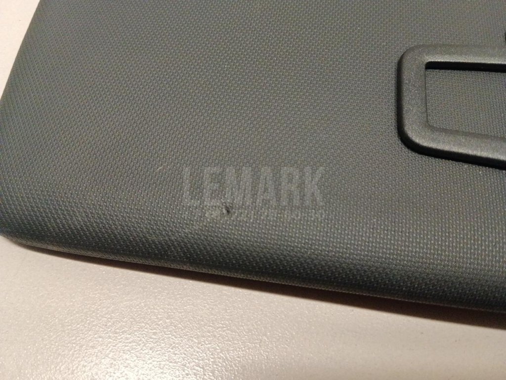 Козырек солнцезащитный (внутри)