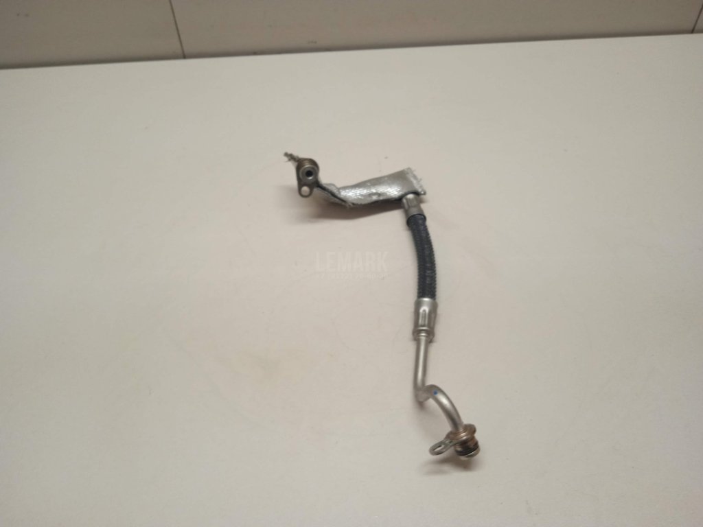 Трубка турбокомпрессора (турбины)