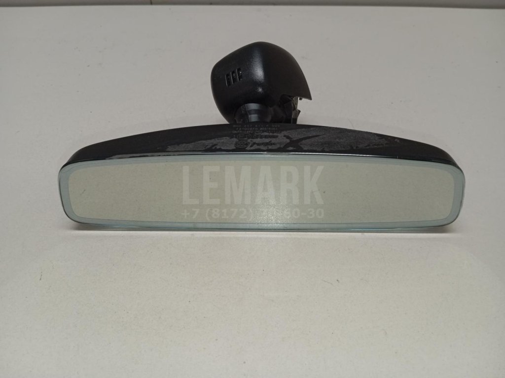 Зеркало заднего вида