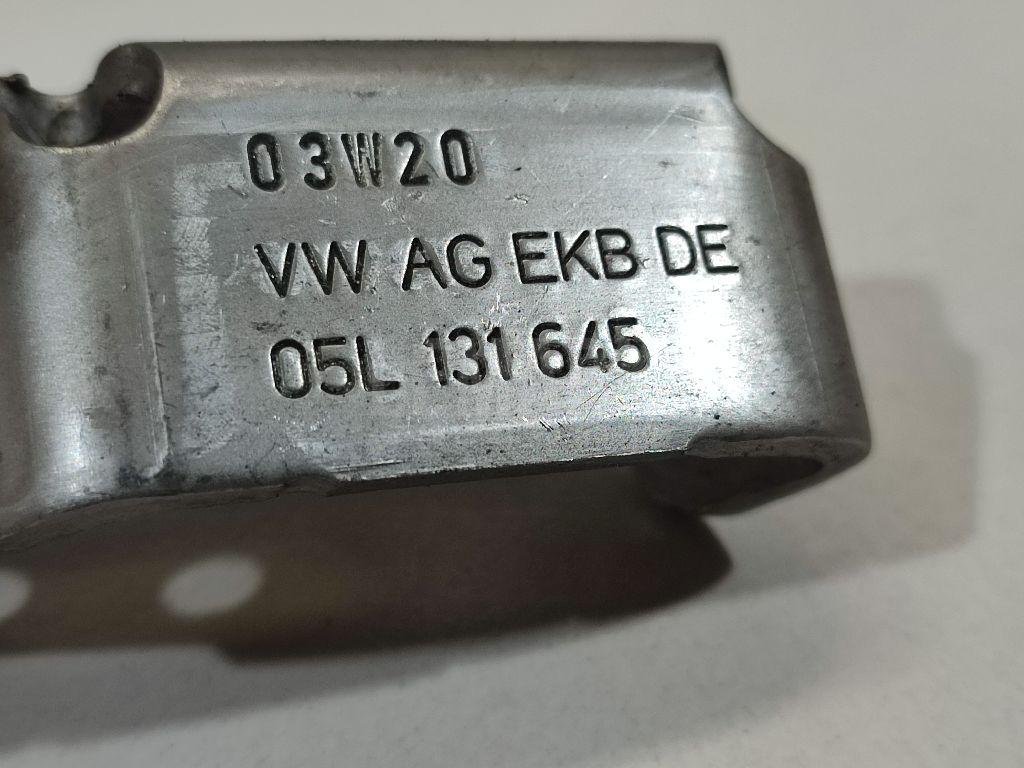 Кронштейн (сопут. товар)