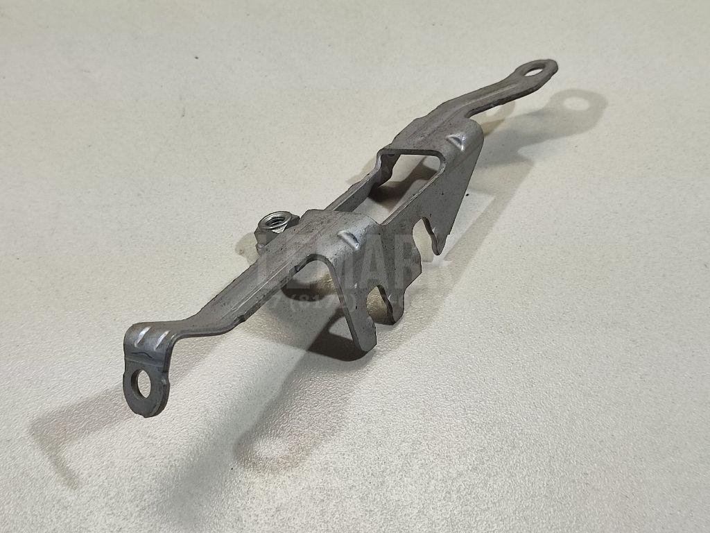 Кронштейн (сопут. товар)