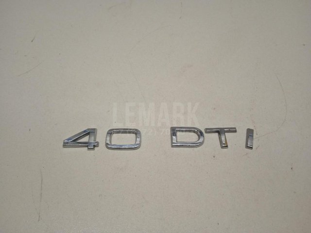 Эмблема на крышку багажника