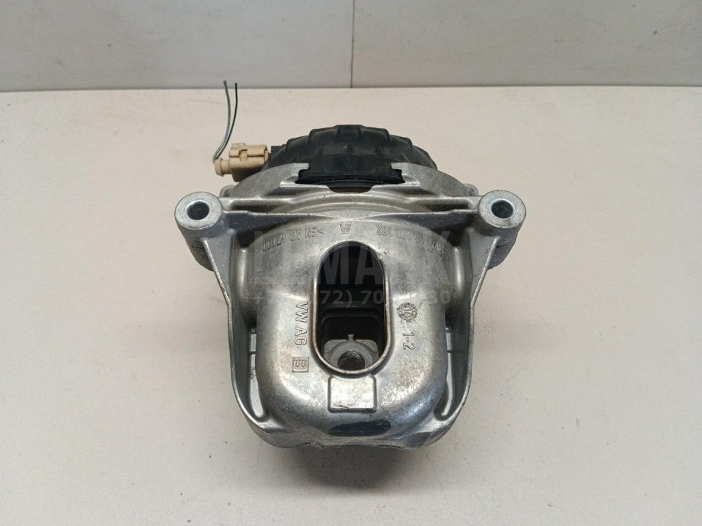 Опора двигателя правая для  Audi A3 [8PA] Sportback 2004-2013