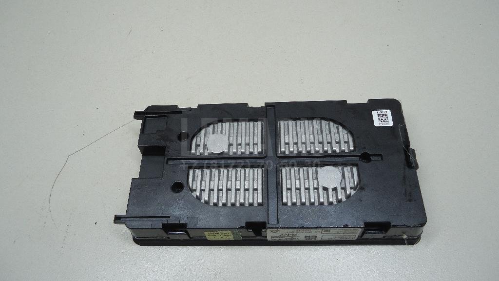 Док-станция для беспроводной зарядки