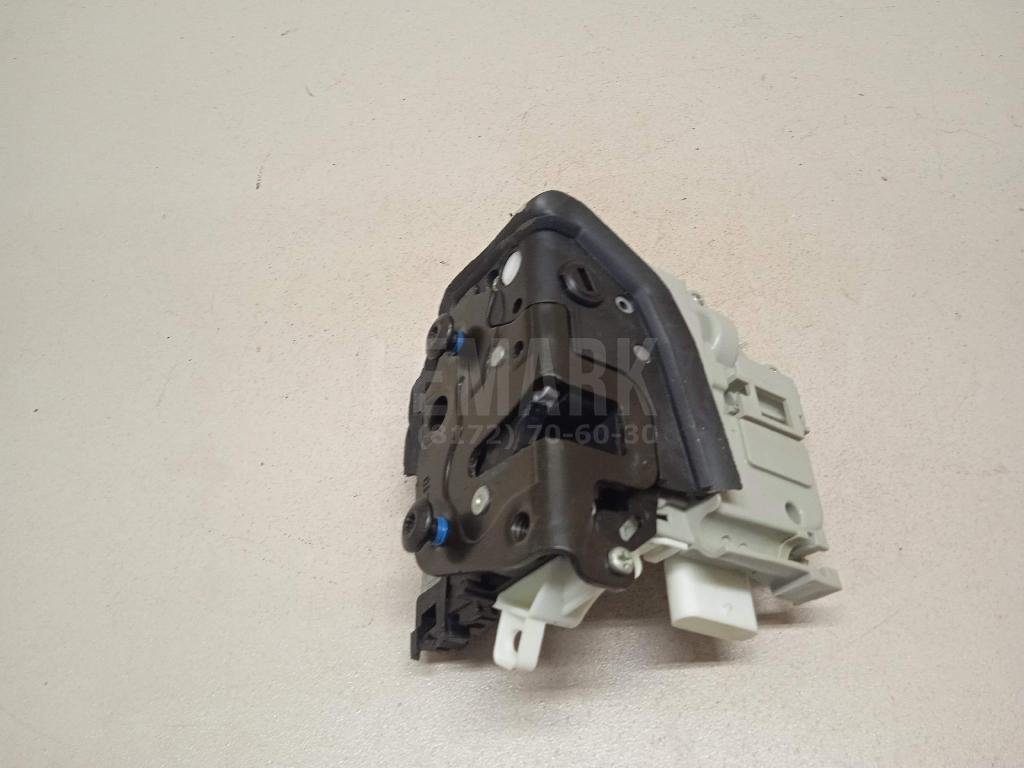 Замок двери задней левой