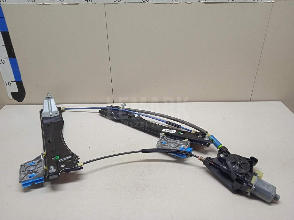 Стеклоподъемник электр. задний левый