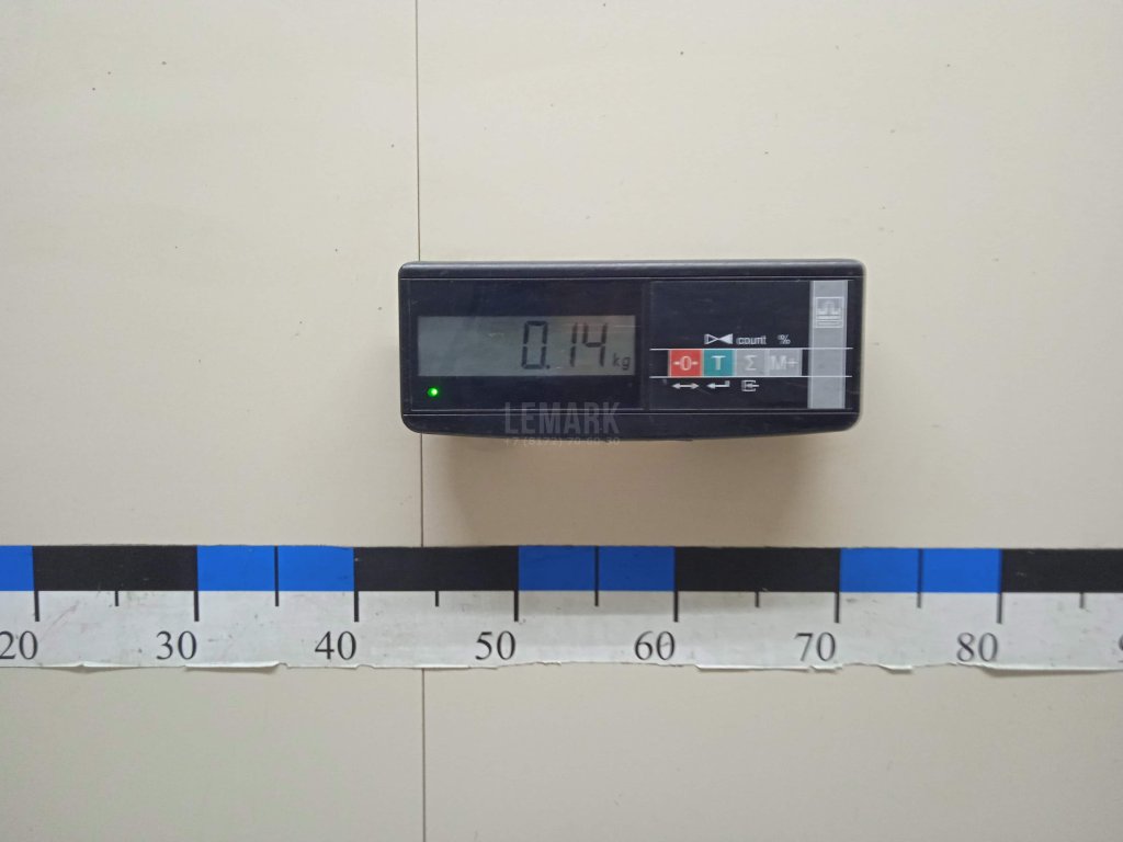 Заглушка панели двери