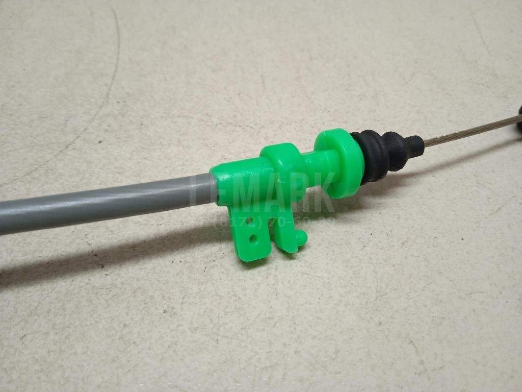 Трос открывания передней двери