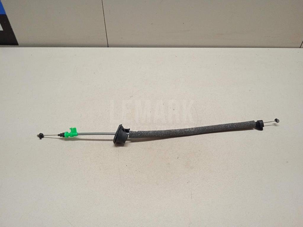 Трос открывания передней двери