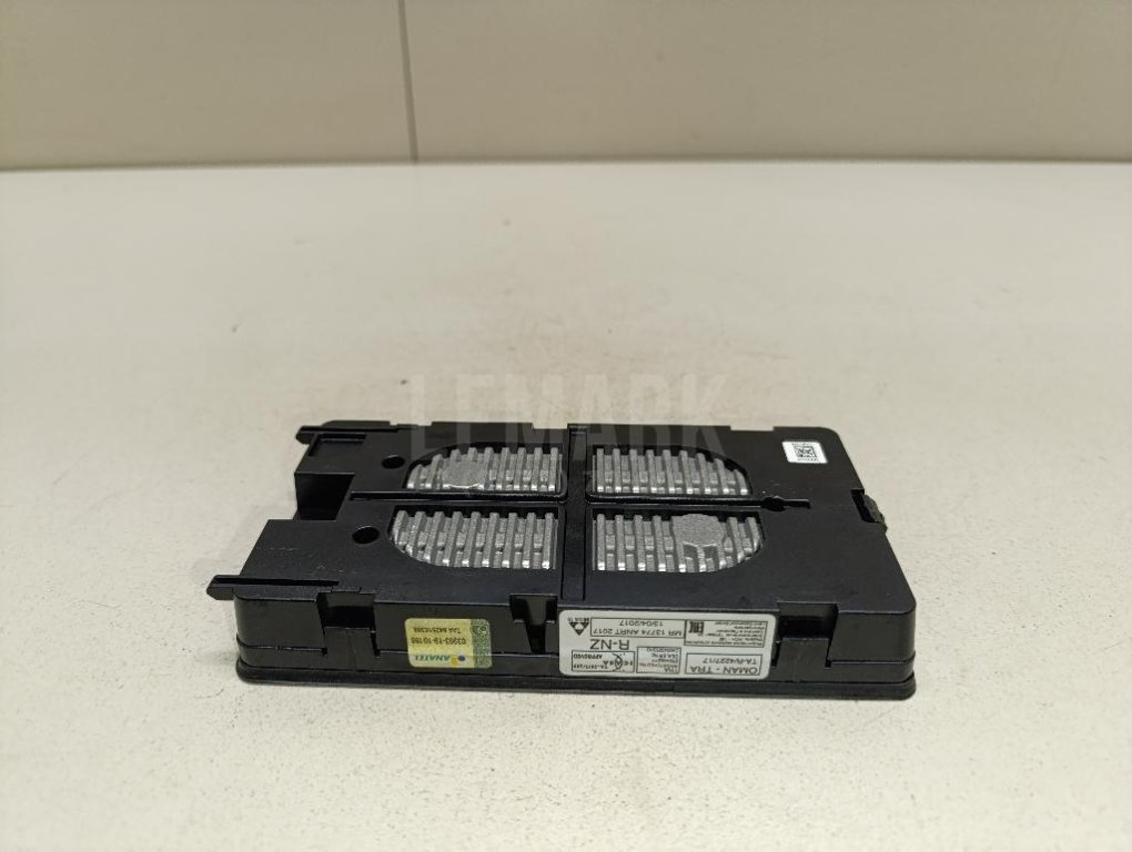 Док-станция для беспроводной зарядки