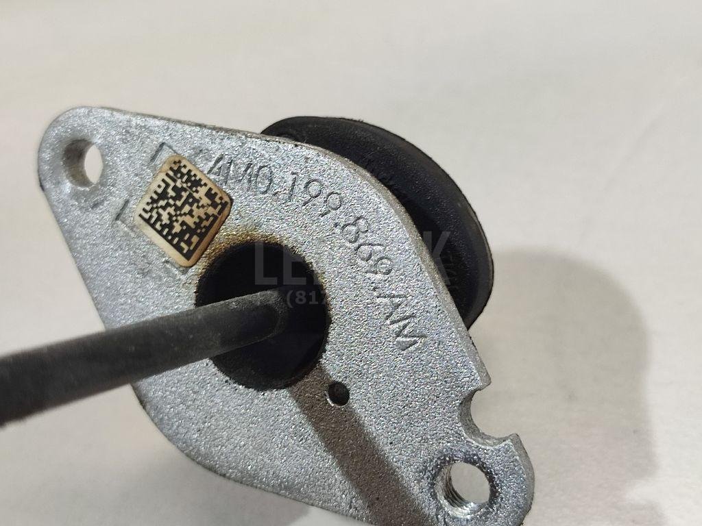 Опора двигателя левая