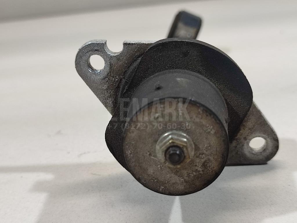 Опора двигателя левая