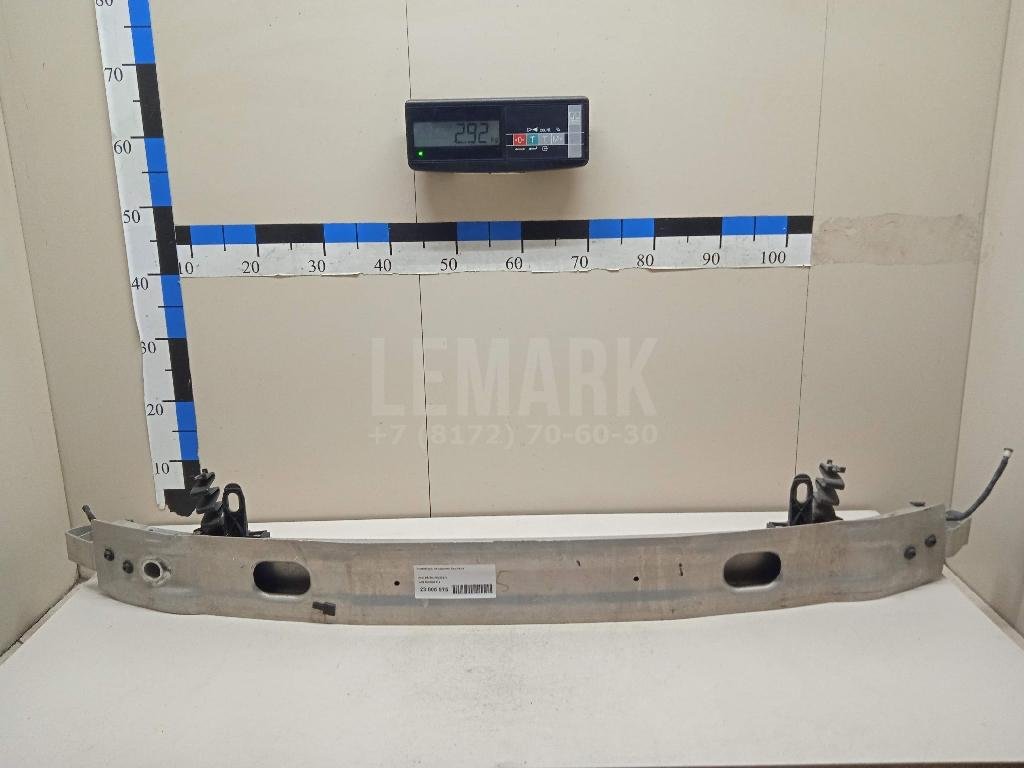 Усилитель переднего бампера