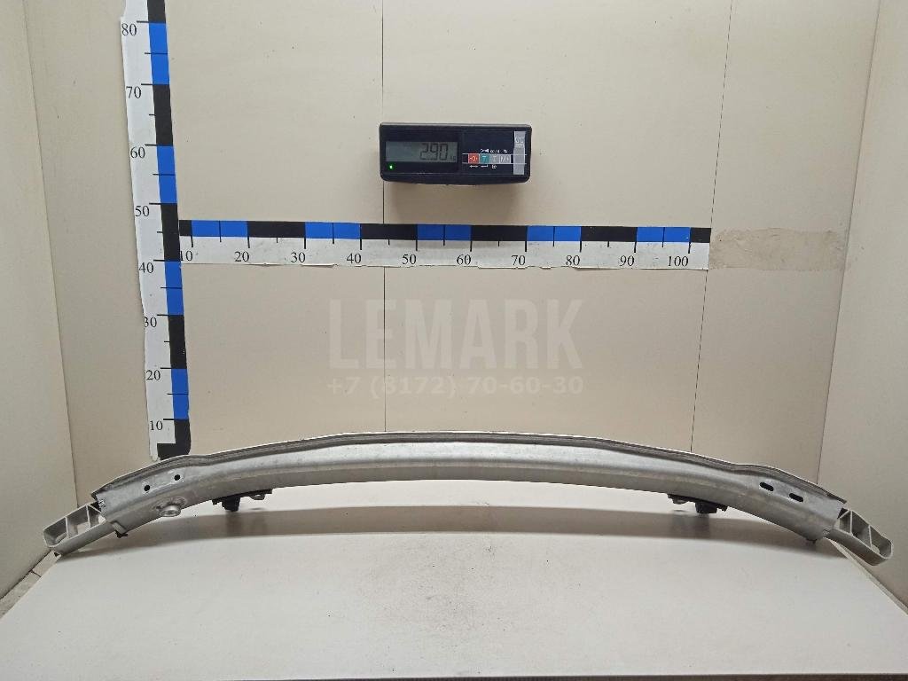 Усилитель переднего бампера