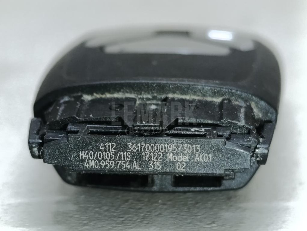 Ключ зажигания