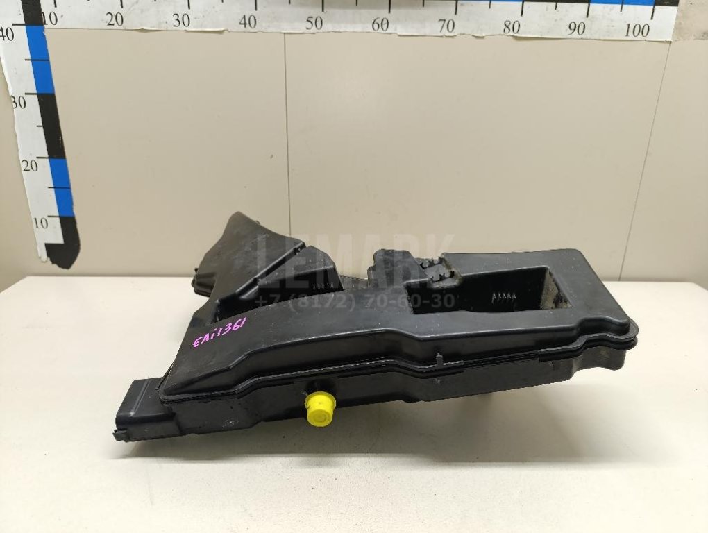 Бачок омывателя лобового стекла