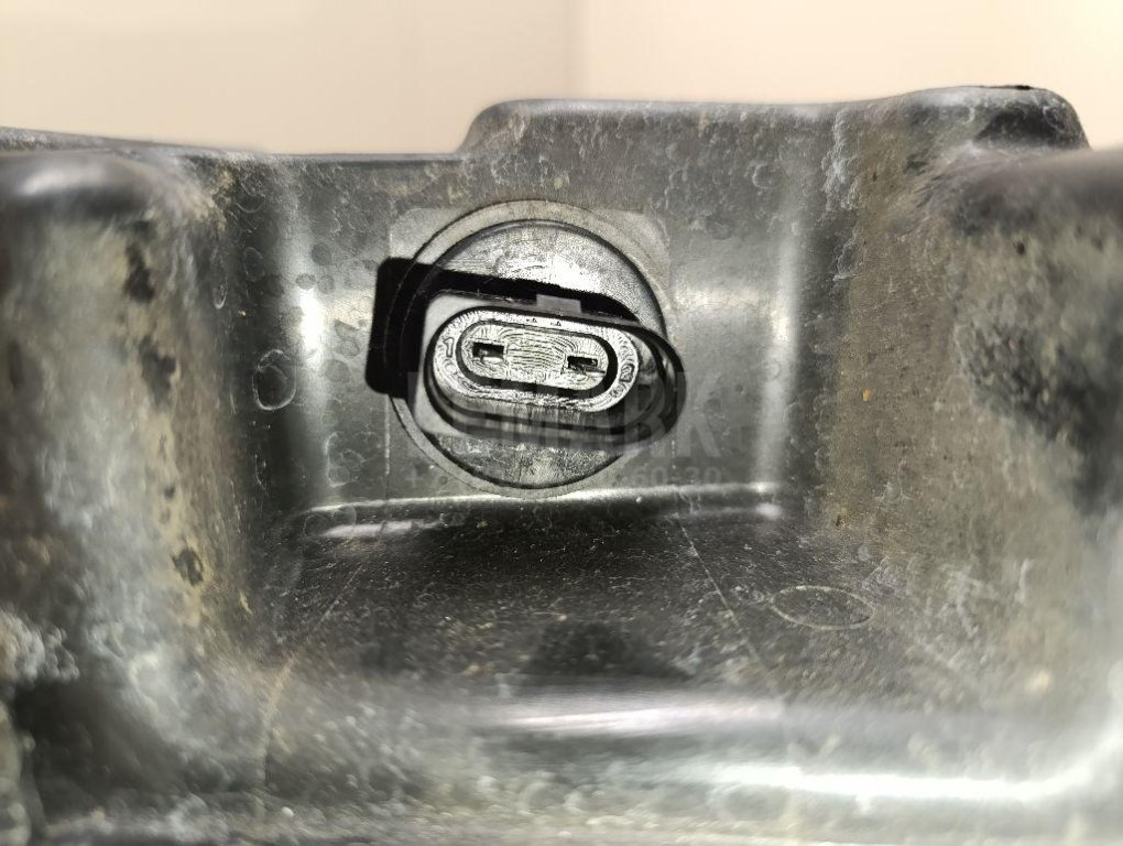 Бачок омывателя лобового стекла