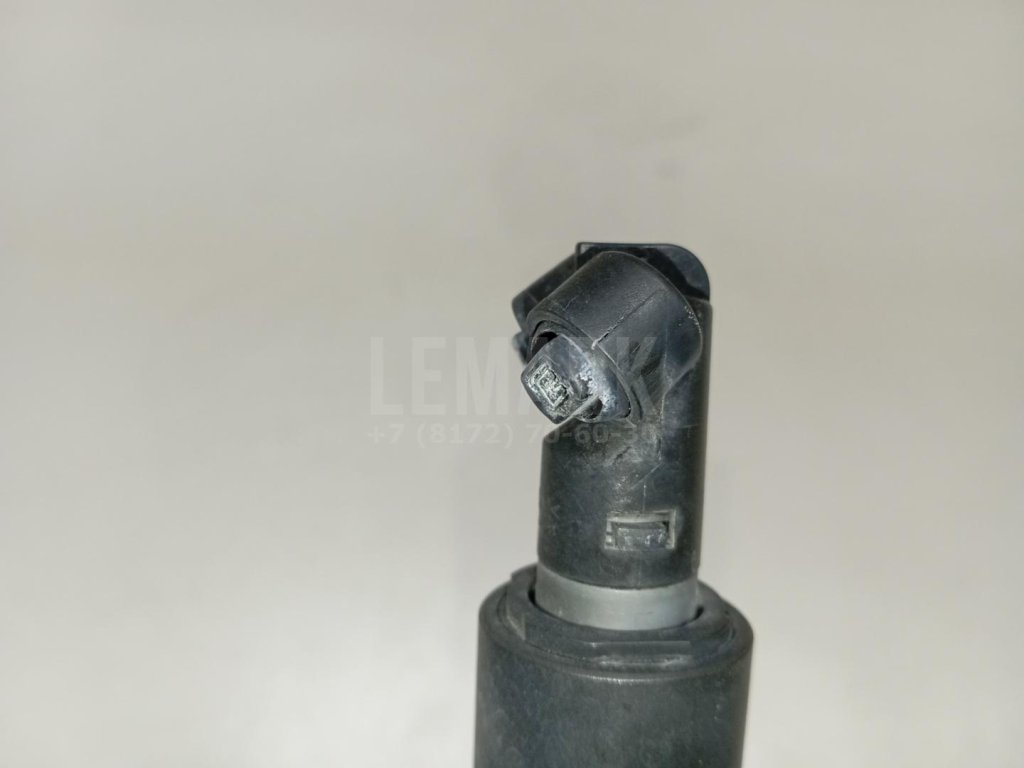 Форсунка омывателя фары