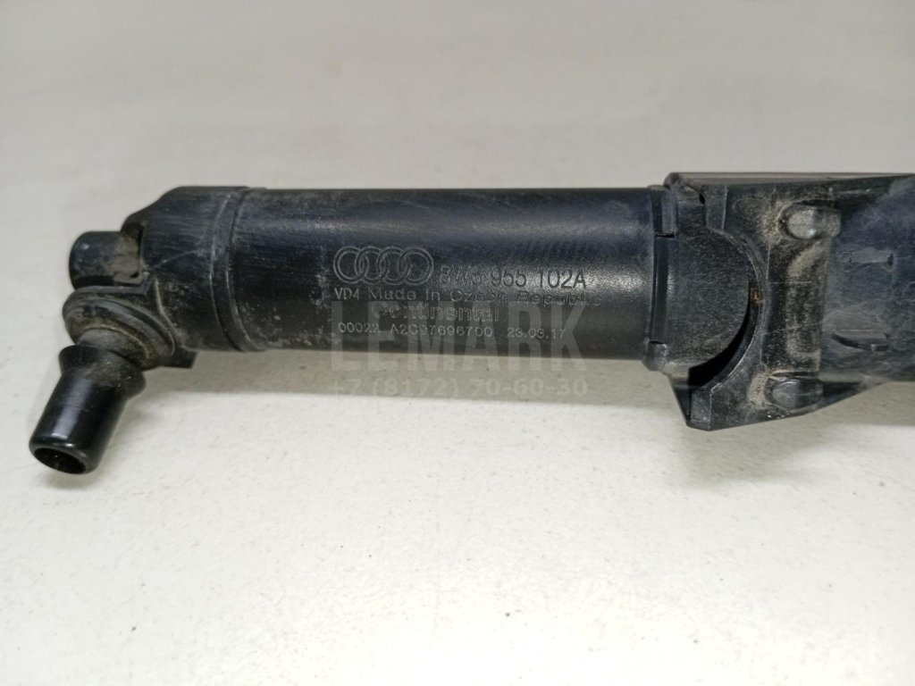 Форсунка омывателя фары