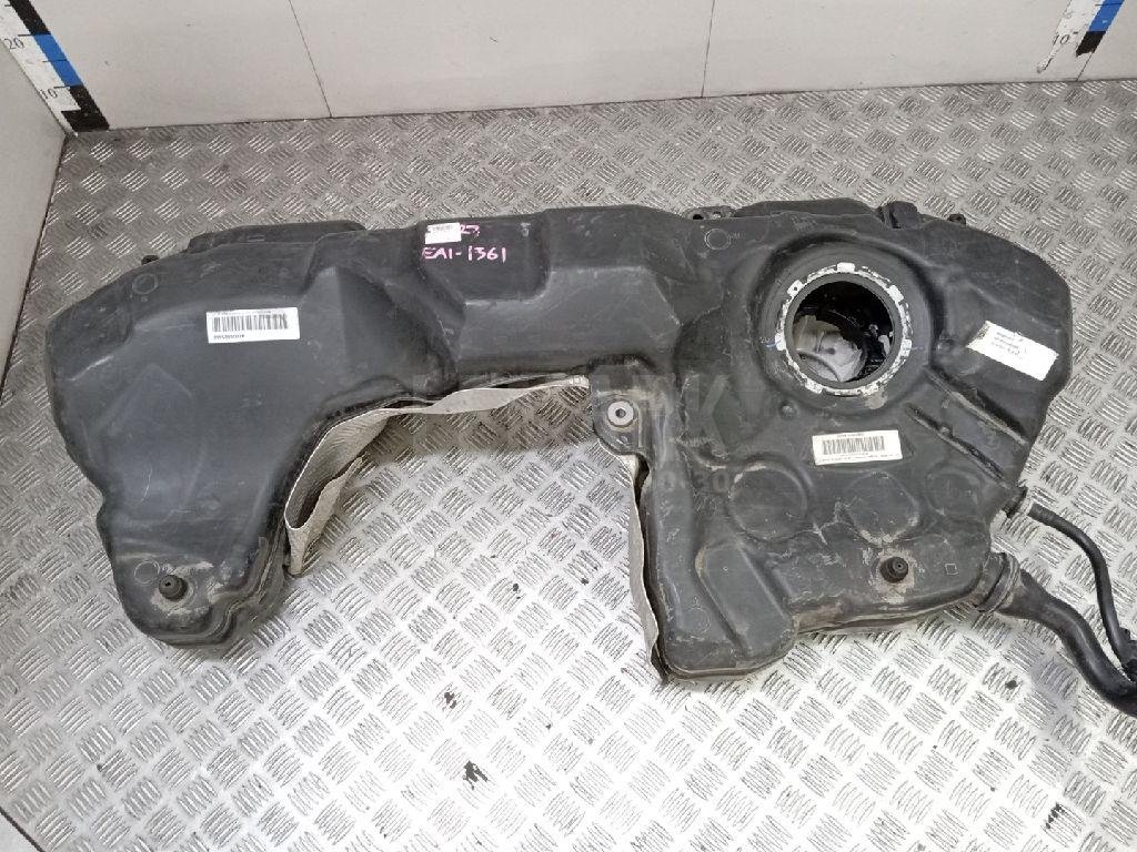 Бак топливный