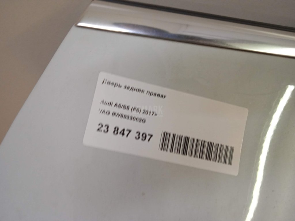 Дверь задняя правая