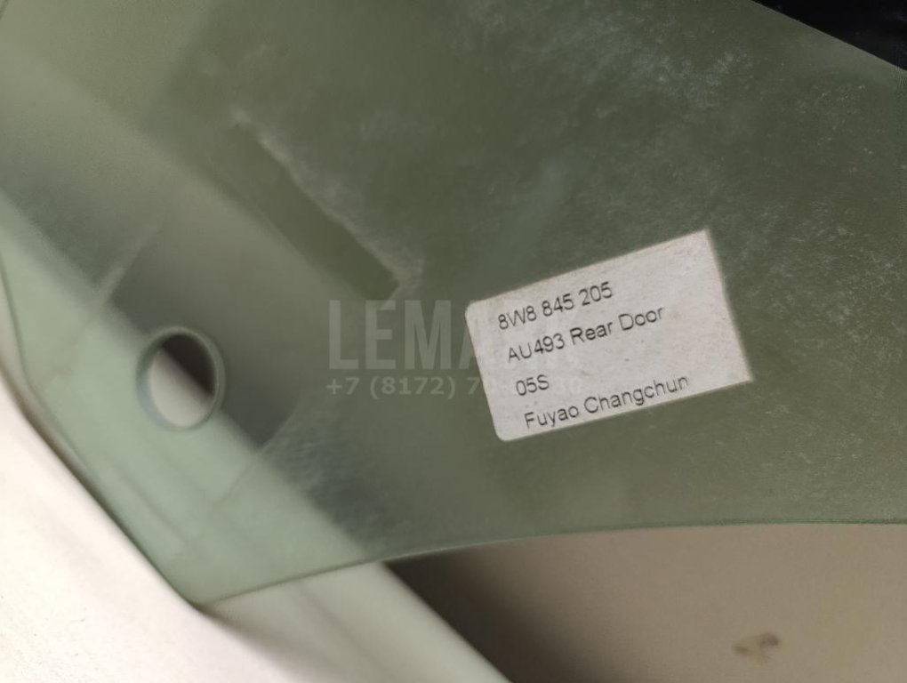 Стекло двери задней левой