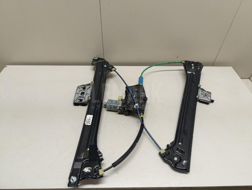 Стеклоподъемник электр. передний правый