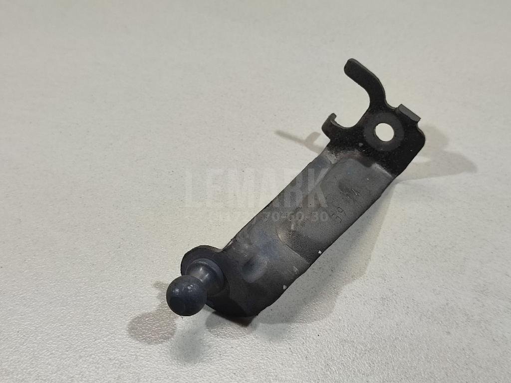 Кронштейн (сопут. товар)