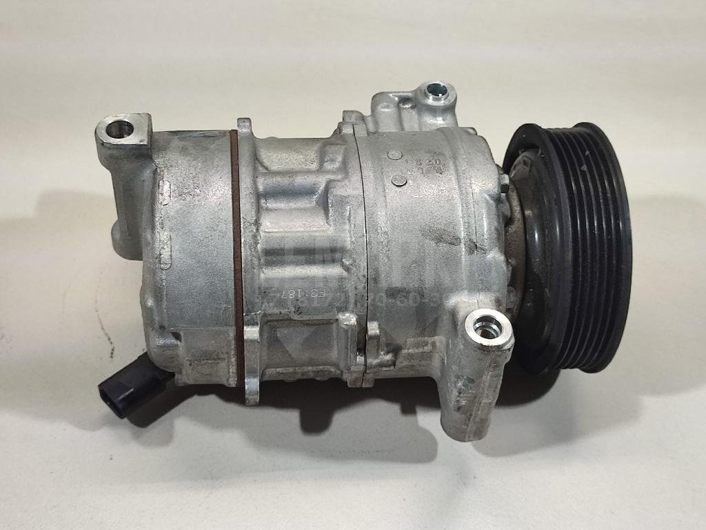 Компрессор кондиционера для  Audi 80/90 [B3] 1986-1991
