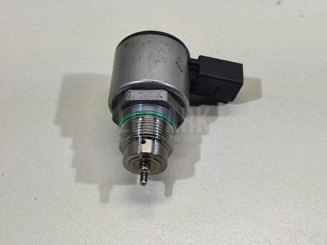 Регулятор давления топлива