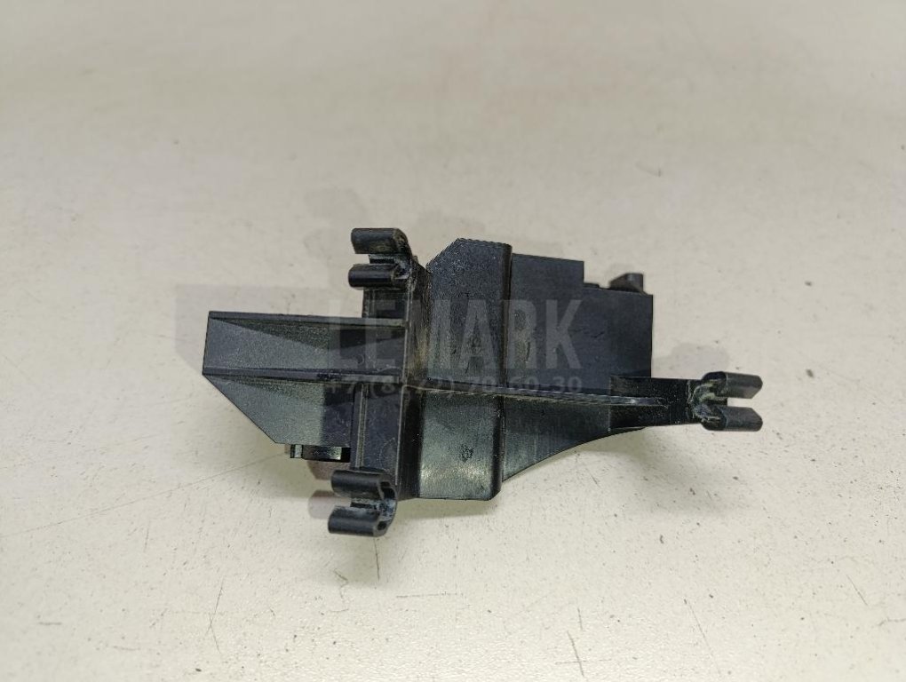 Кронштейн (сопут. товар)